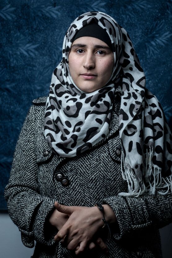 Portrait of a child bride in Amman, Jordan. Married off at the age of 13. Photo by Martin Thaulow.