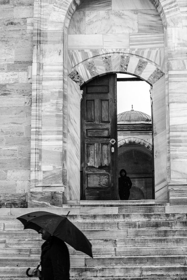 The Turkey Series - Al Fatih Mosque in Istanbul. Photo by photographer Martin Thaulow. Open Edition (seen without the white frame around the image). Buy high quality print.